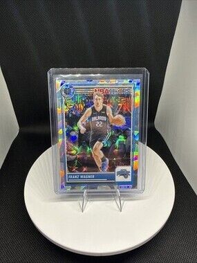 2023-24 Hoops Premium Stock #85 Franz Wagner Seismic Prizm